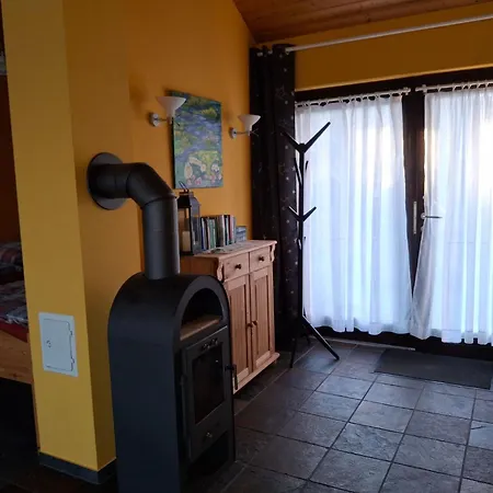 Kleines In Hermuelheim Mit Garten By Interhome Feriehus